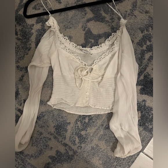 Princess Polly cropped off the shoulder top - Picture 2 of 4